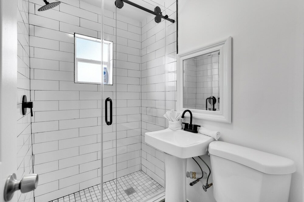 Фото Modern & Cozy 5bd House in Buenavista