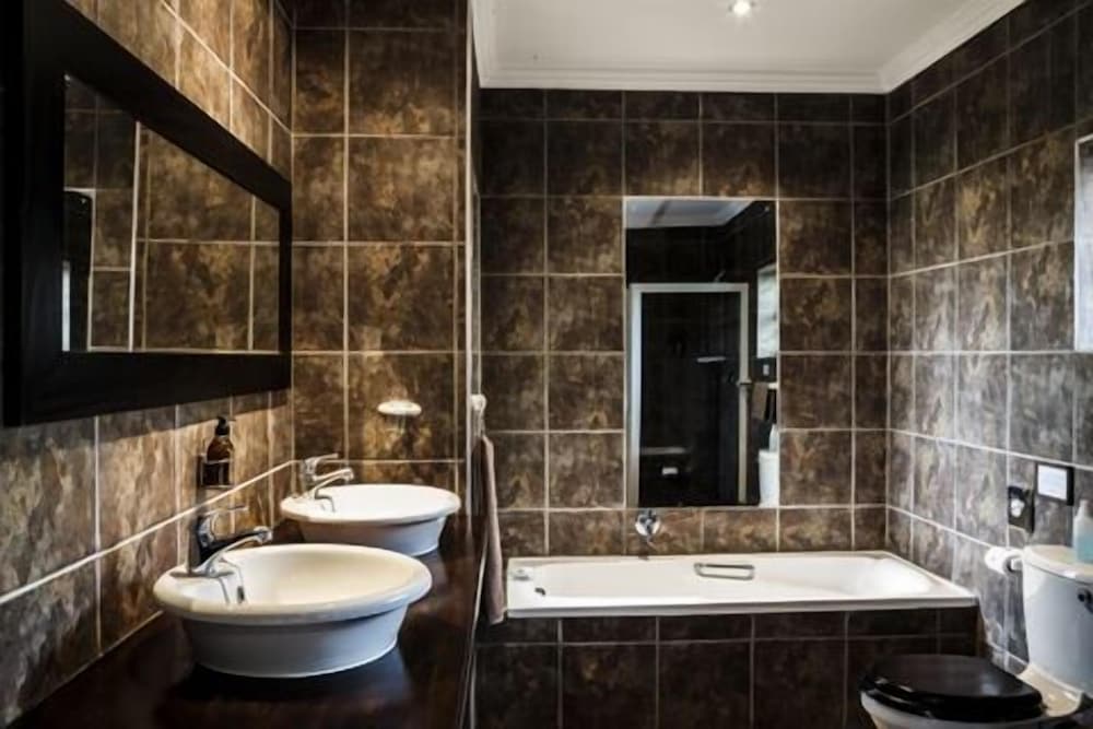 Фото Gwahumbe Game & SPA