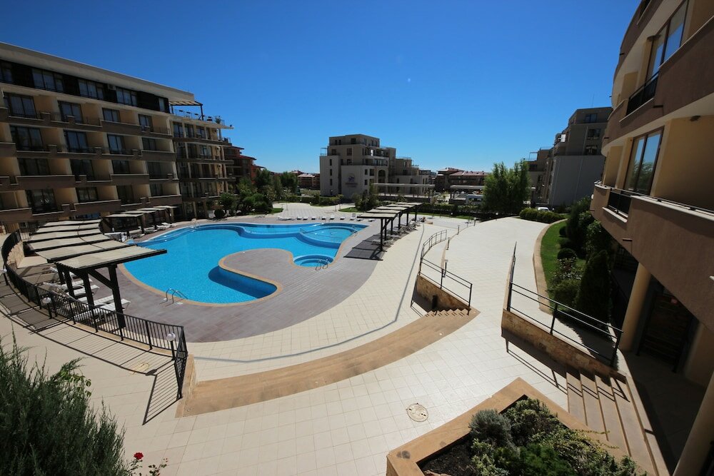 Фото Menada Luxor Apartments