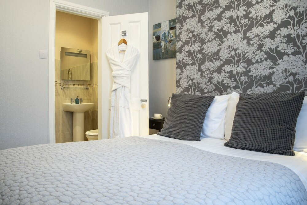 Фото Queensberry House