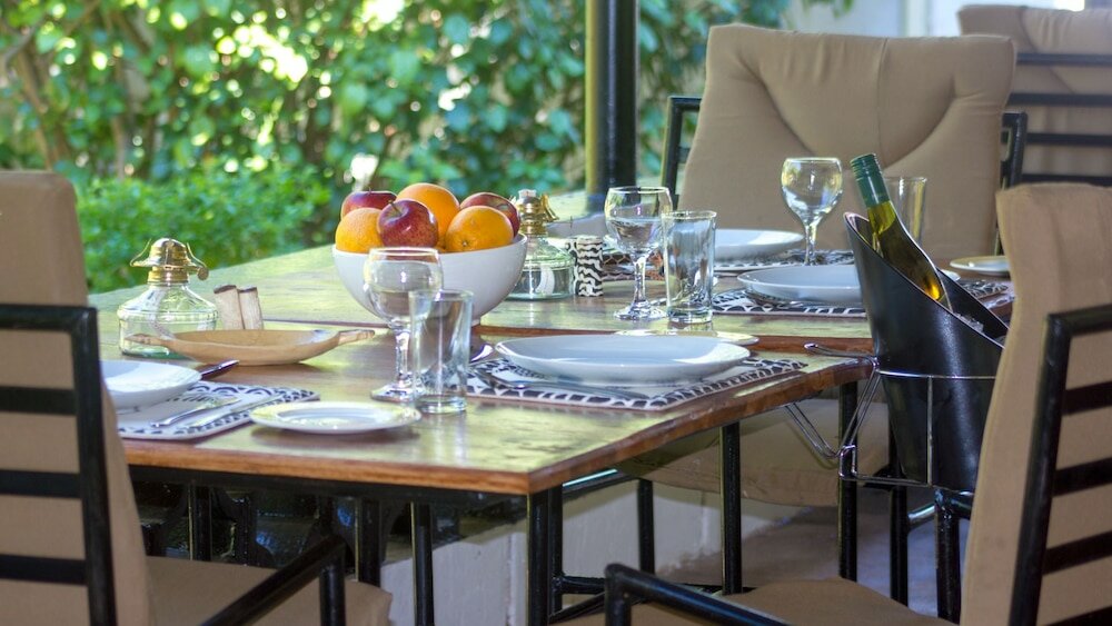 Фото Chanters Lodge, Livingstone