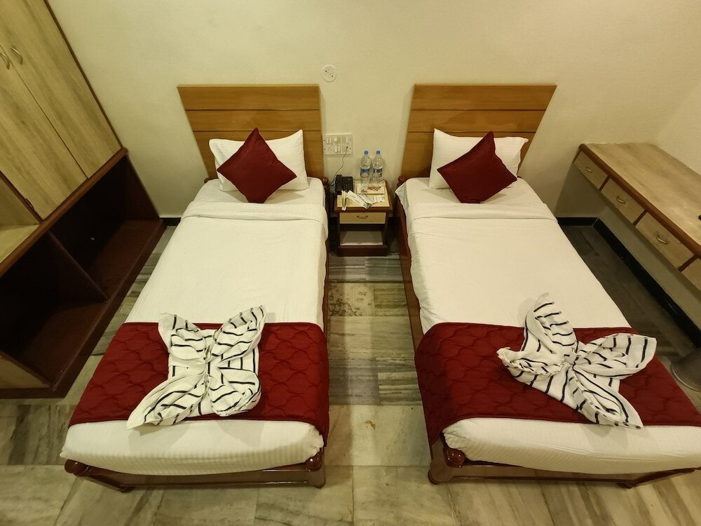 Фото Gt Grande Hotel-Near Us Consulate