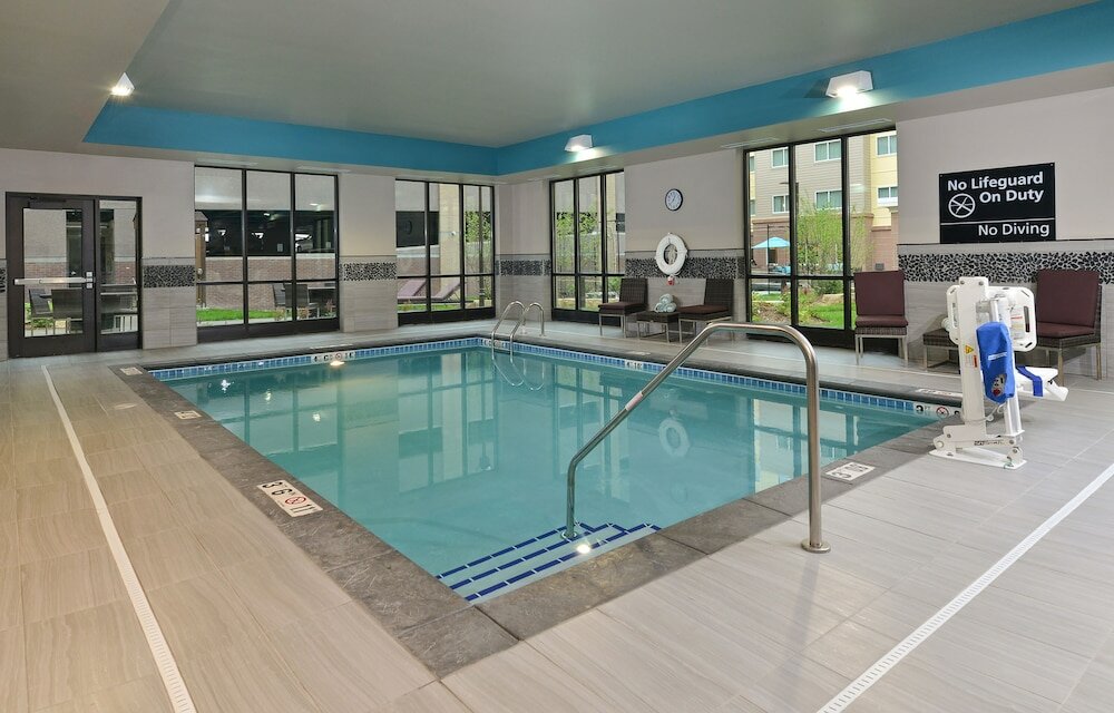 Фото Hampton Inn & Suites Des Moines Downtown