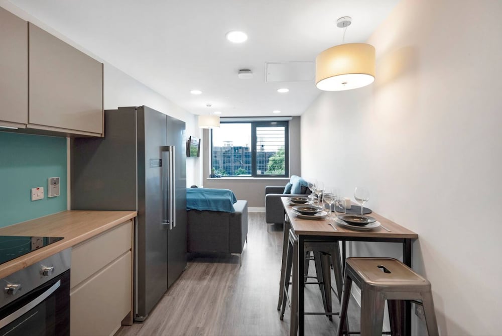 Фото Ensuite Rooms and Studios in Portsmouth