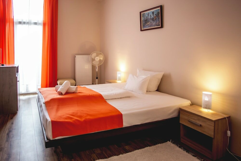 Фото Hotel Kapos