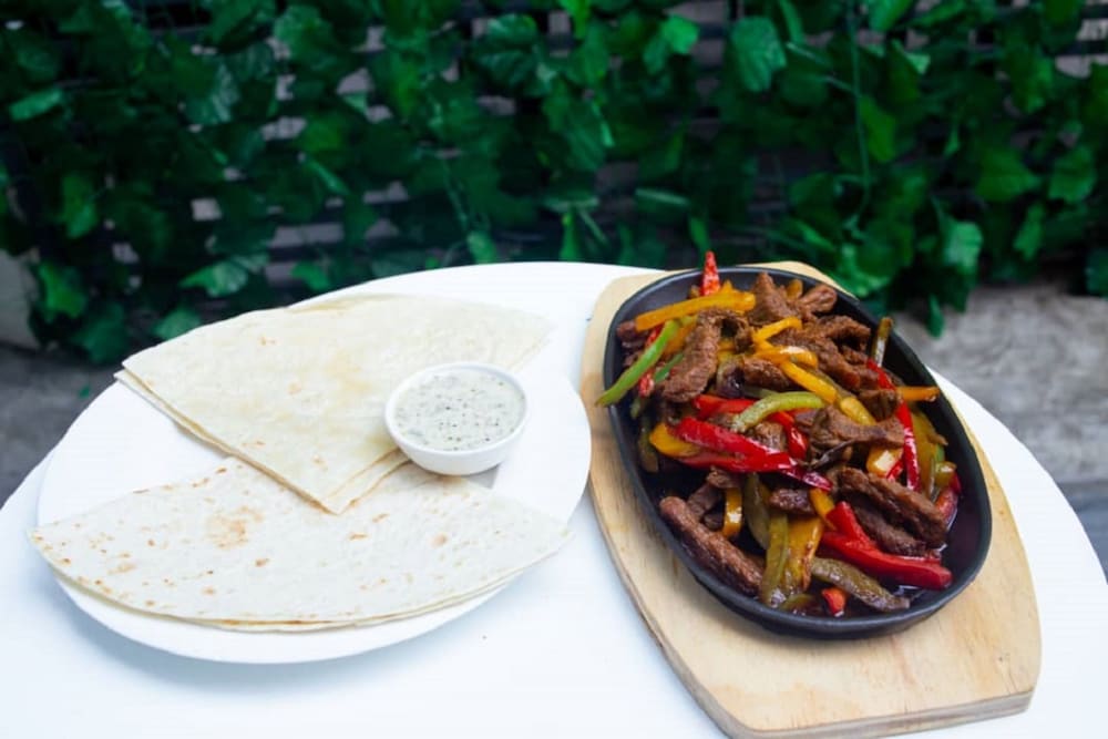 Фото Kelin Hotel & Suite