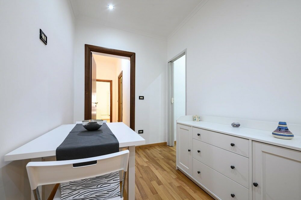 Фото Via Lanzieri 38 in Napoli