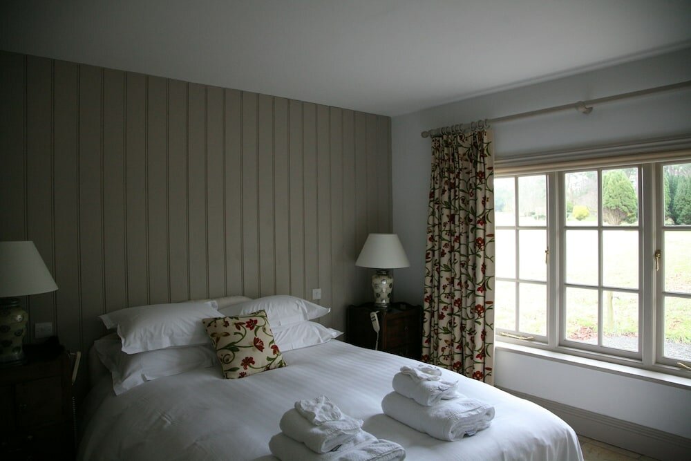 Фото Thornton Manor Estates