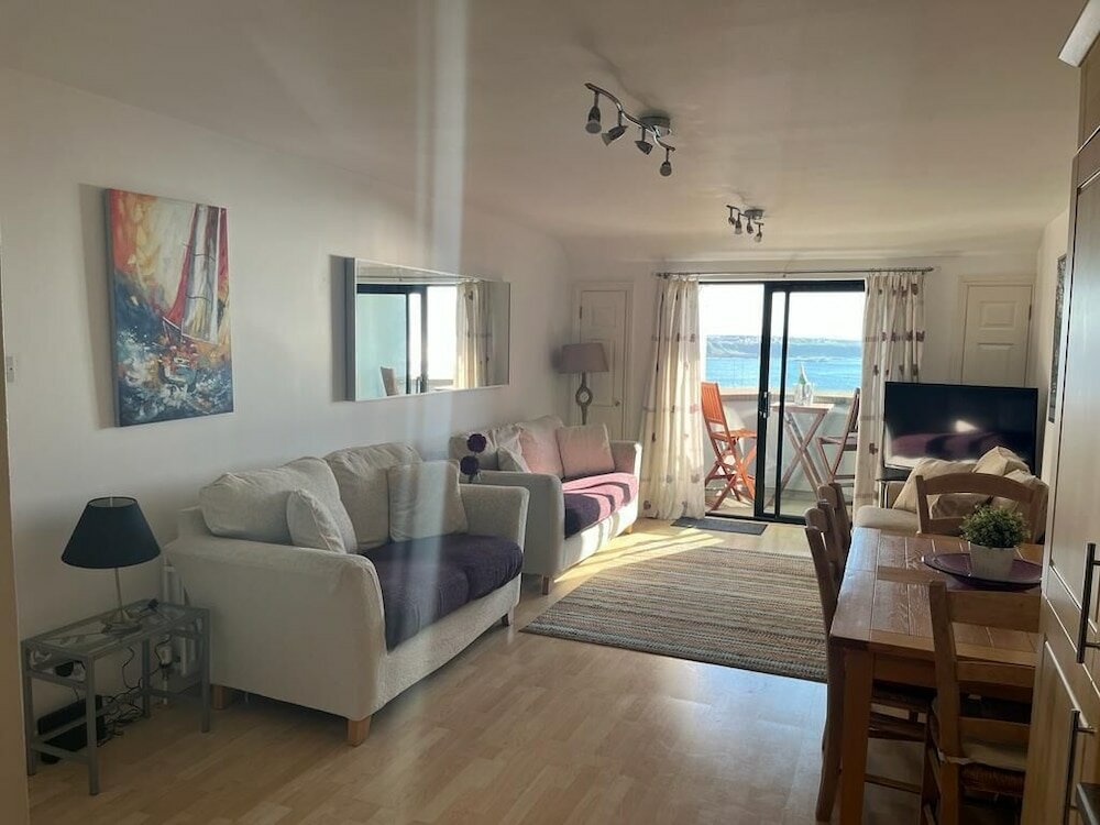 Фото Portrush Penthouse Stunning Harbour & Atlantic Views