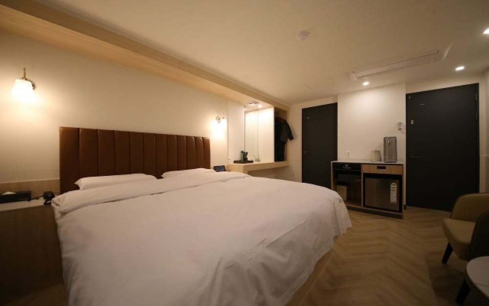 Фото Uiwang Hotel 25