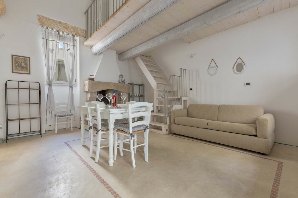 Фото 2512 Antico Palazzo Rolli - Stanza del Camino