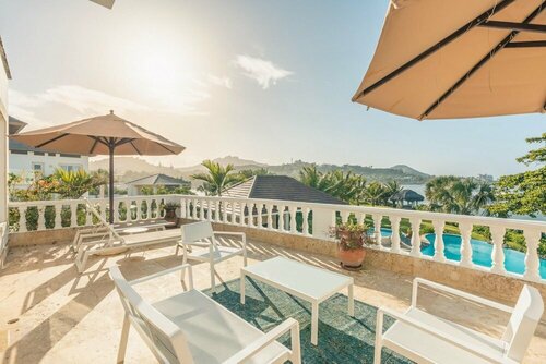 Гостиница Just Amazing Costa Esmeralda 6br Villa