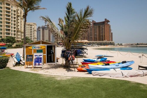 Апартаменты Maison Privee - Stylish Apt with Large Patio close to the Beach в Дубае