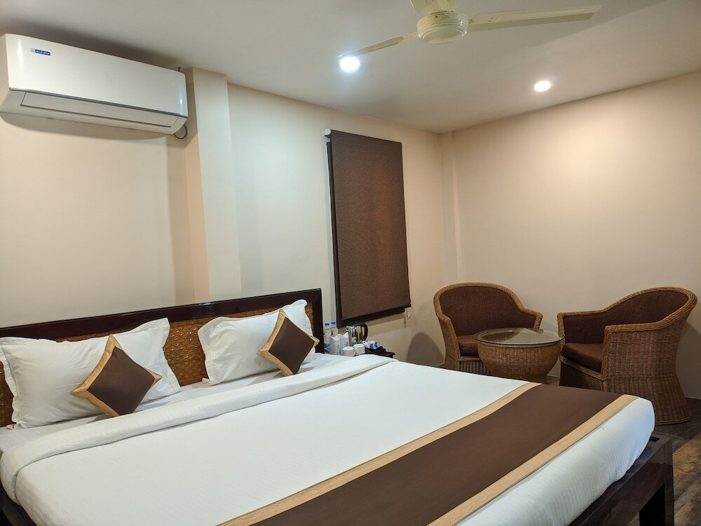 Фото Hotel Relax - Nagaon