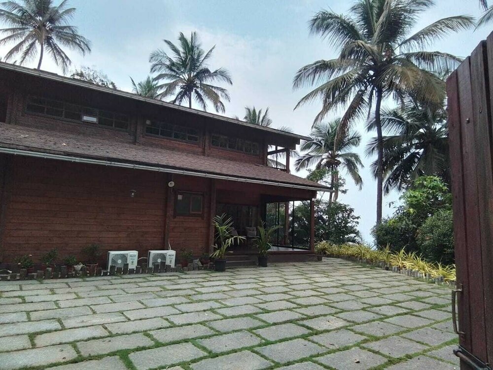 Фото Ama Stays & Trails Heliconia Villa, Wayanad