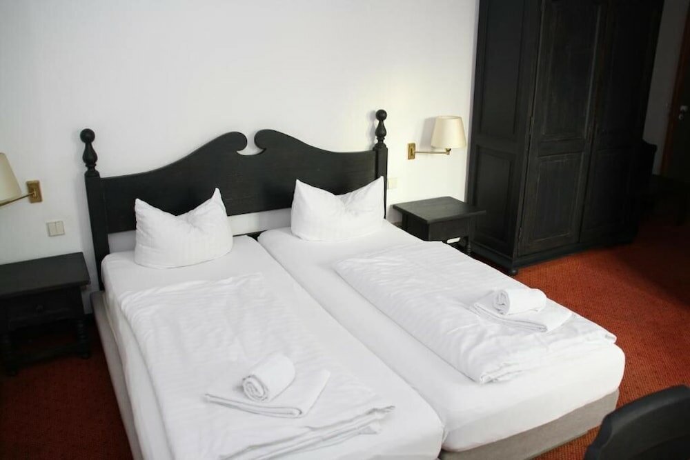 Фото Hotel Stadt Gütersloh