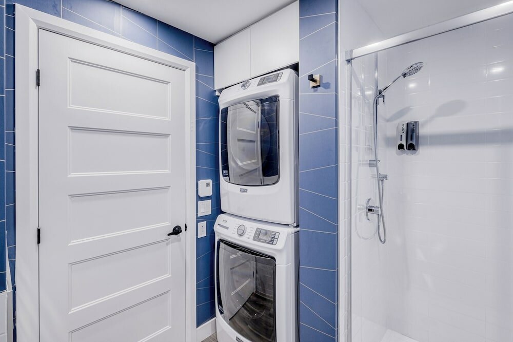 Фото DarkLuxury rooftop pool private-parking