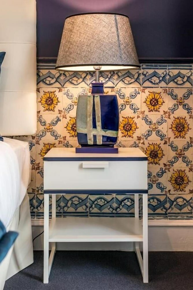 Фото Ph Downtown Suites