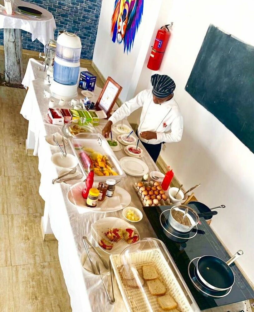 Фото The Star Hotel & Sports Bar Zanzibar