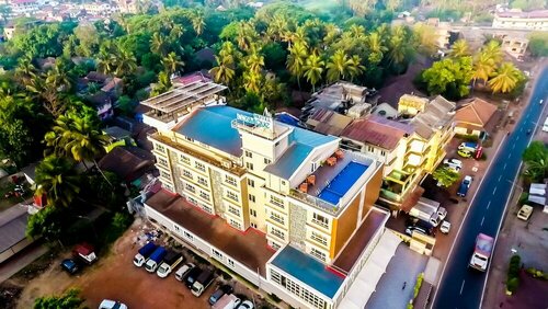 Гостиница Cosmique Clarks Inn Suites, Goa в Маргао