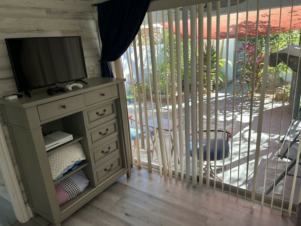 Фото Luxurious & Spacious Townhouse 6 Miles From Beach