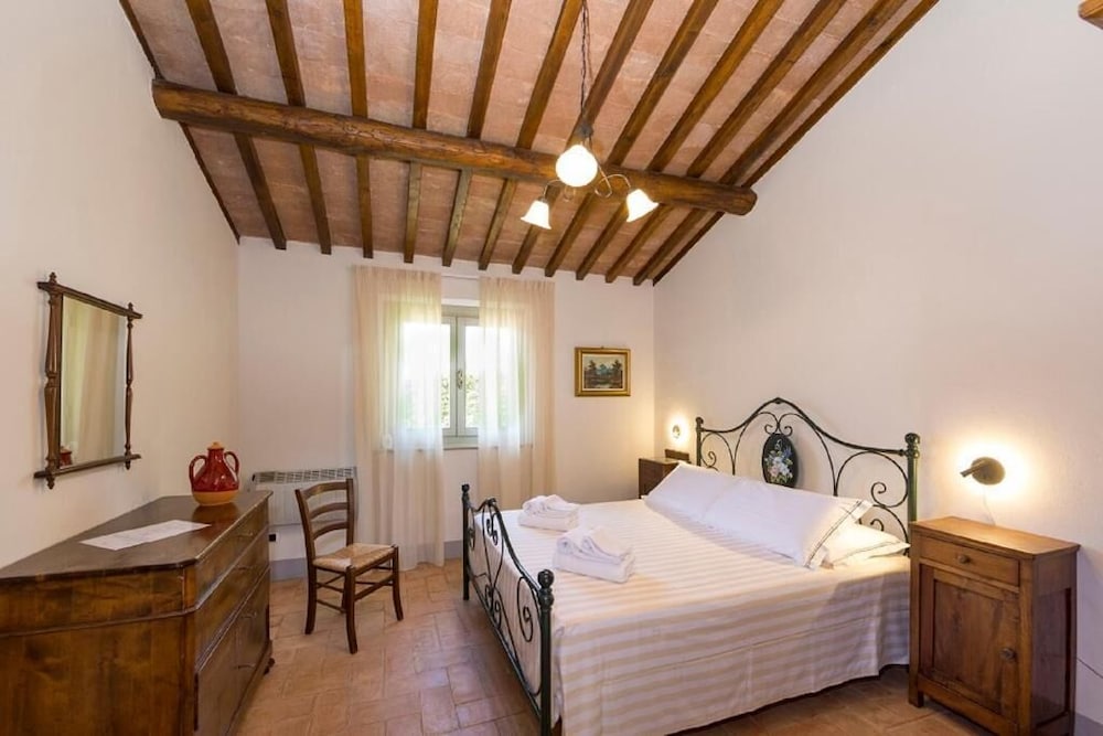 Фото Agriturismo Podere l'Aione