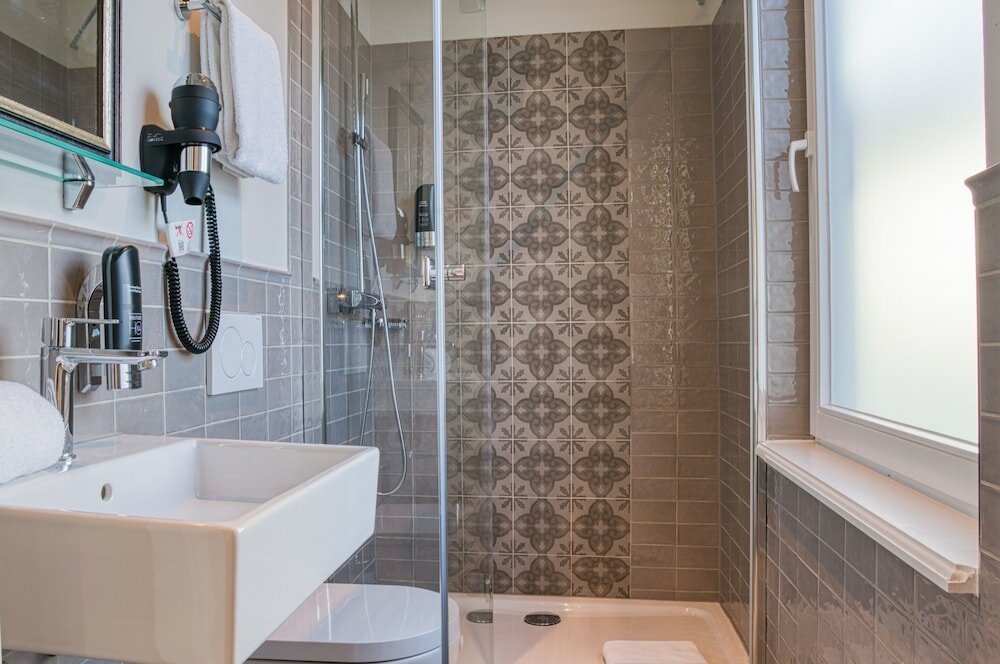 Фото Boutique 053 Hamburg Main Station