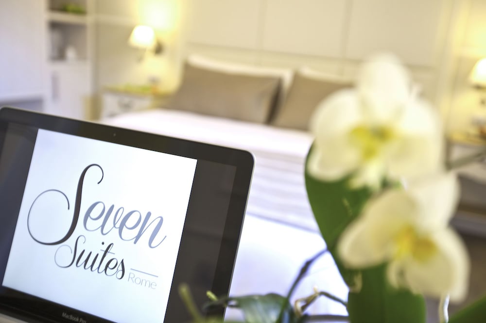 Фото Seven Suites