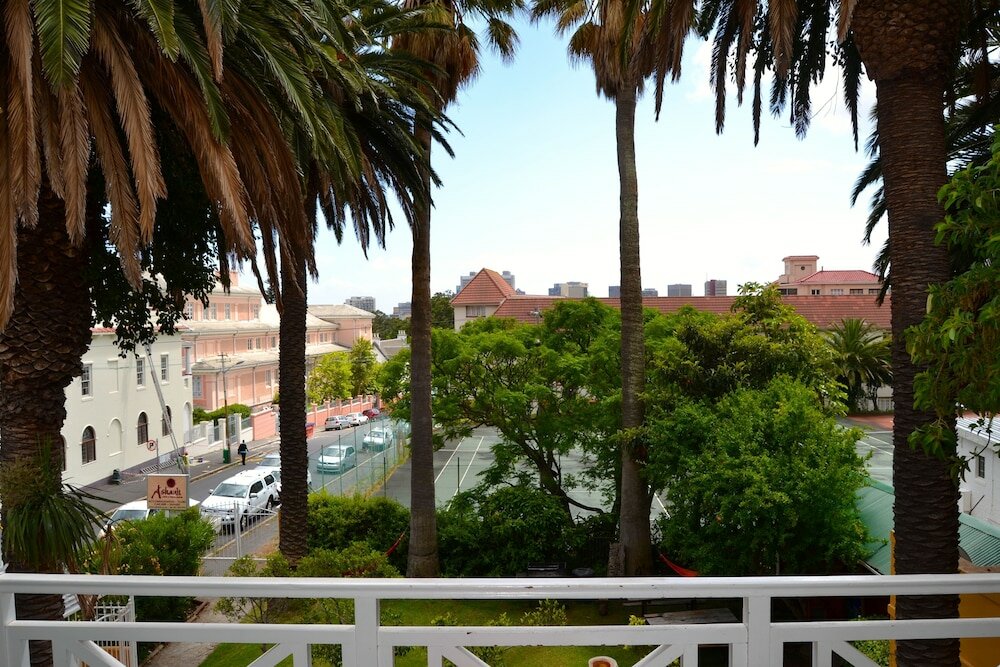 Фото Ashanti Lodge Backpackers Gardens