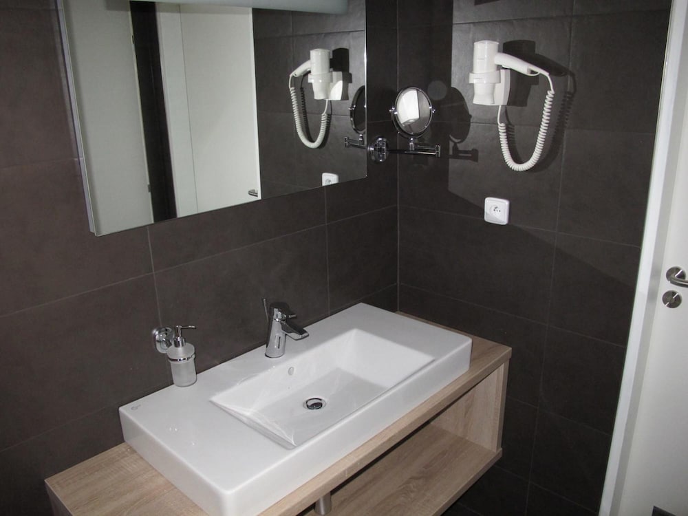 Фото Hotel Kapitol