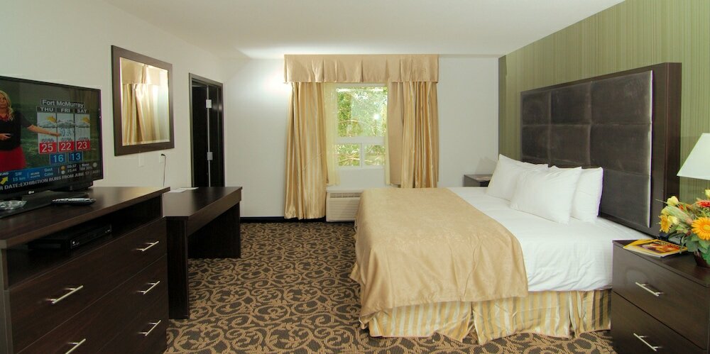 Фото Paradise Inn and Suites - Redwater