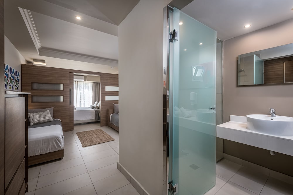 Фото E-Geo Easy Living Resort- All Inclusive