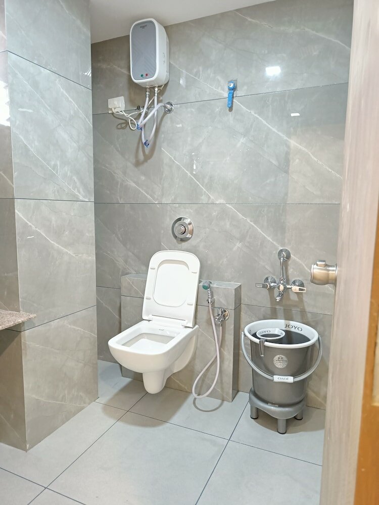 Фото Hotel Lotus