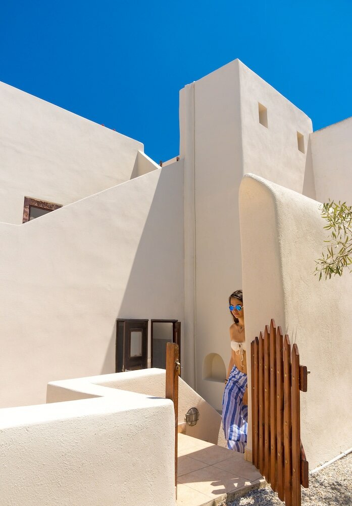 Фото Aenaon Estate 1896 by K&k