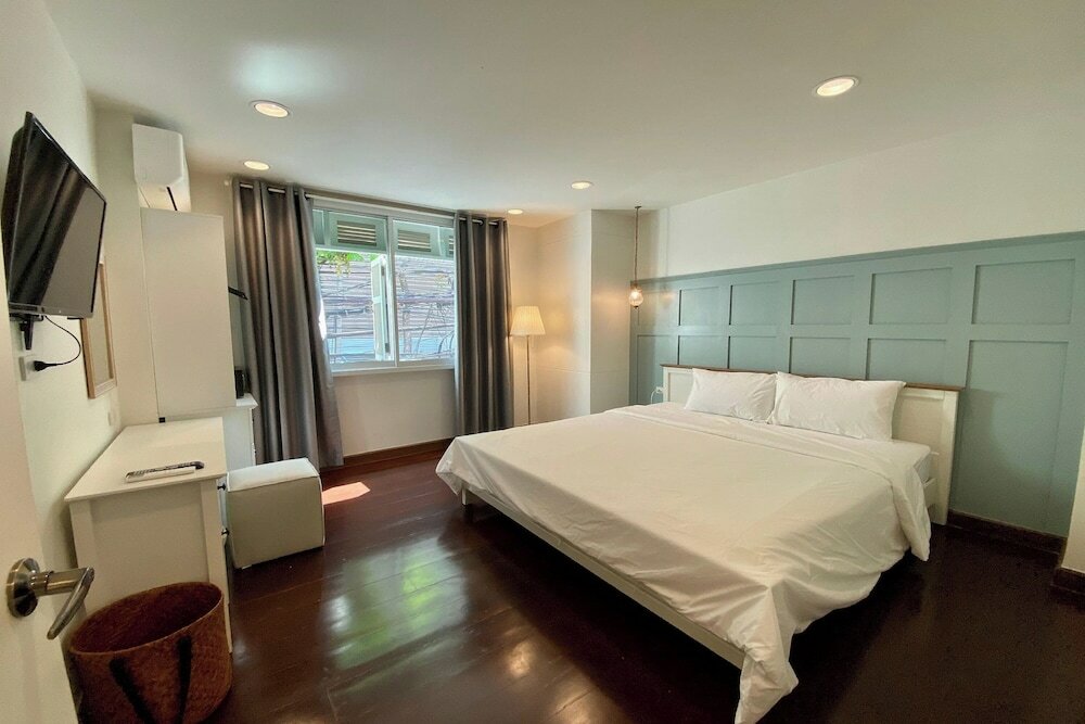 Фото Forgotten Hostel Silom