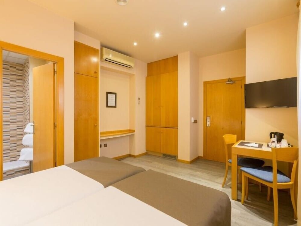 Фото Hospedium Apartamentos Dv