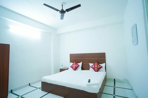 Гостиница Roomshala 045 Galaxy Noida 35 в Ноиде