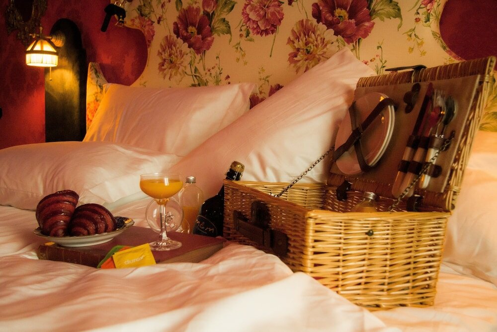 Фото Pensão Amor Madam’s Lodge