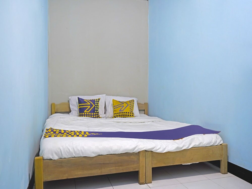 Фото Spot On 91543 Pondok Denki 11