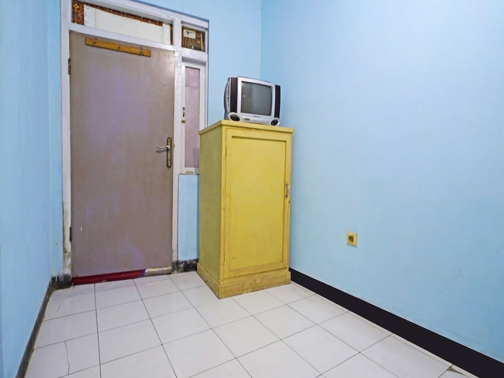 Фото Spot On 91543 Pondok Denki 11