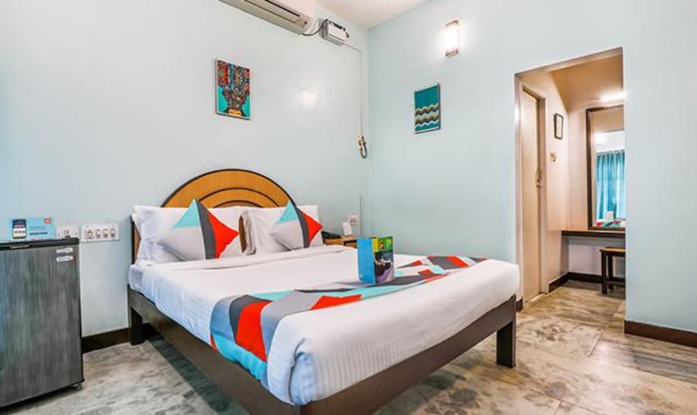 Фото Oyo 7829 Santhi inn