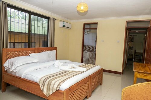 Гостиница Runako Lodge в Аруше