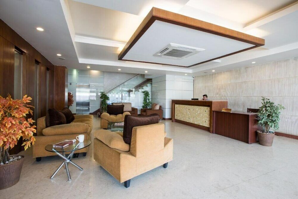 Фото отеля 2