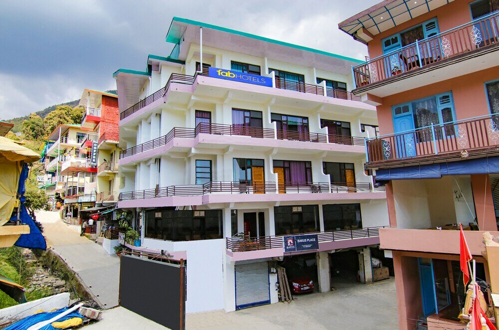 Фото отеля 1