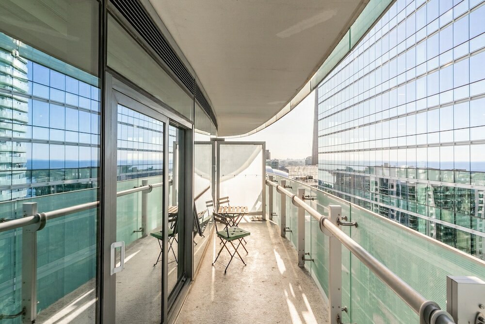 Фото Stylish 1 Bd with Tower Views. Apt 3309