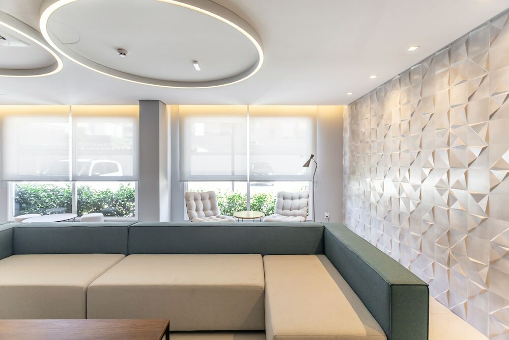 Фото Charlie Connect Partenon