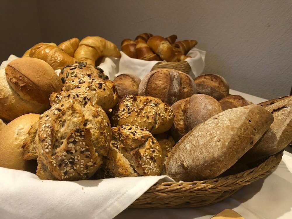 Фото Hotel Ladina