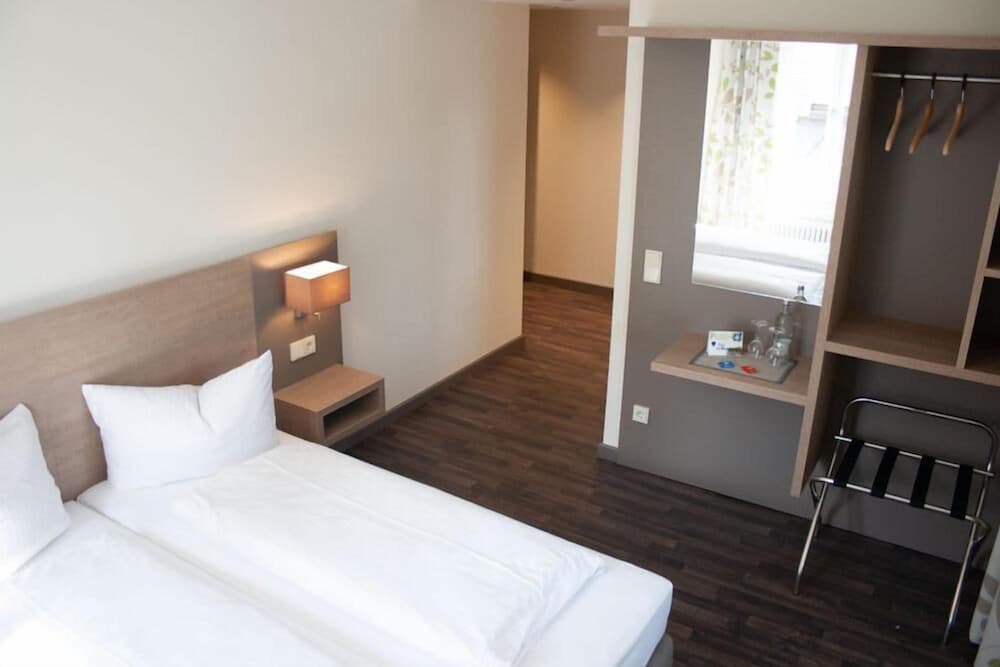 Фото Brauereigaststätte Spitalgarten