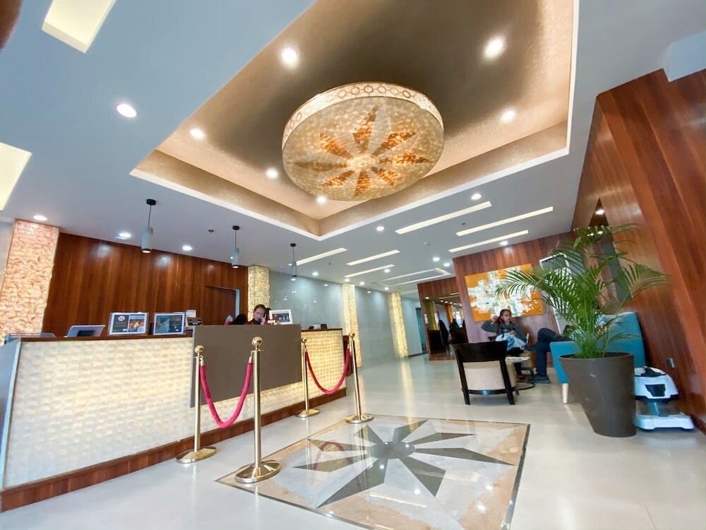 Фото L Meridian Suites