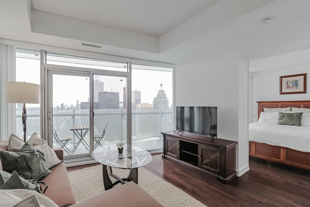 Фото Sterling Suites - Financial District